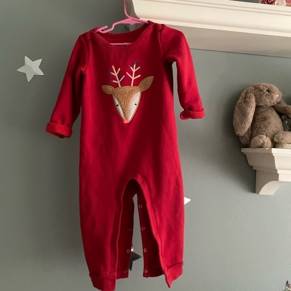 𝅺baby Gap 18-24M onesie